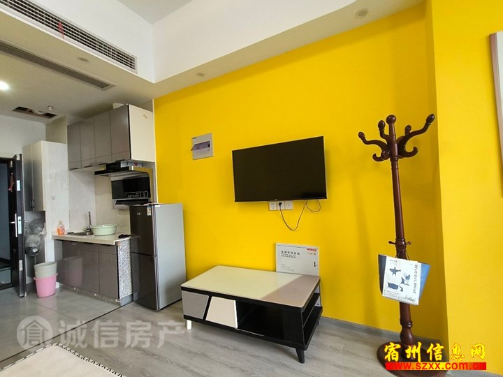 CBD万达 45平 1000元/月拎包入住