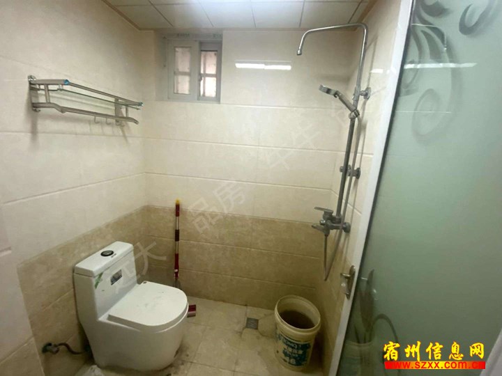 东城康居苑 中装修 家具家电齐全 拎包即住