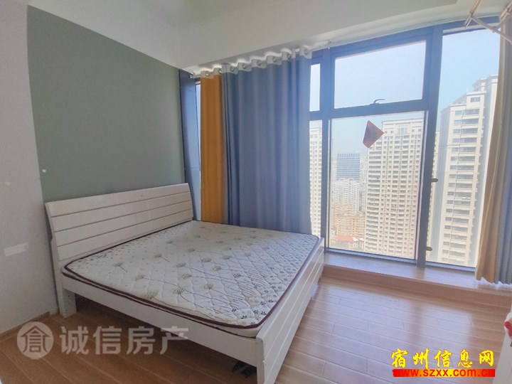 CBD万达58平方复试东西齐全拎包入住1000/月