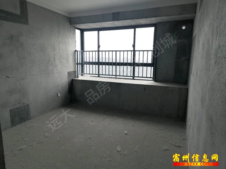百丽府 洋房 145平 四室两厅 毛坯