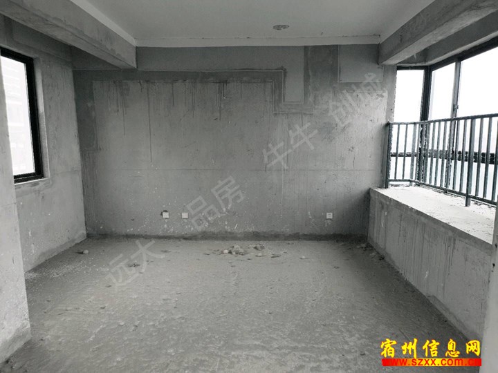 百丽府 洋房 145平 四室两厅 毛坯
