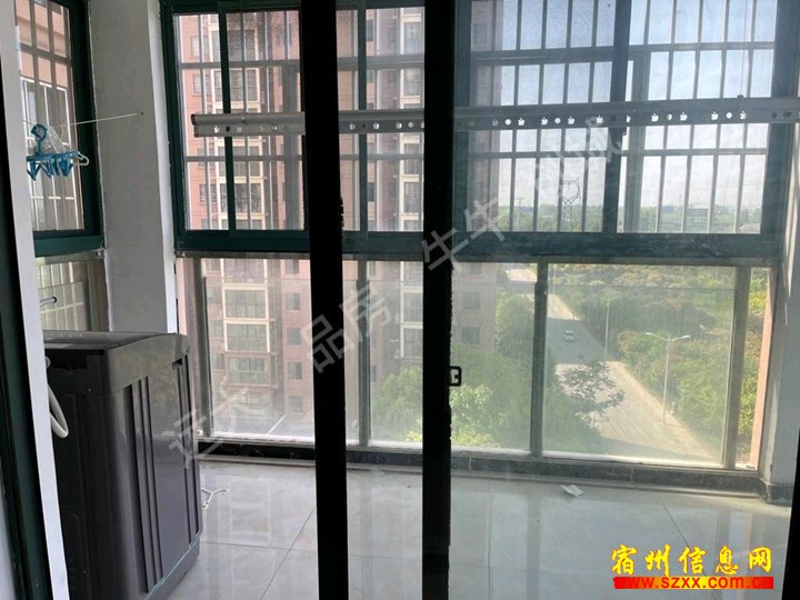 凯旋百年中装两室750月拎包入住