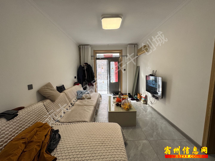 华府春天跟前七十二处一楼两室出租700/月