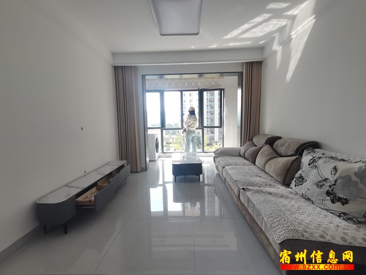 南关桃李春风对面香樟园洋房三室拎包即住