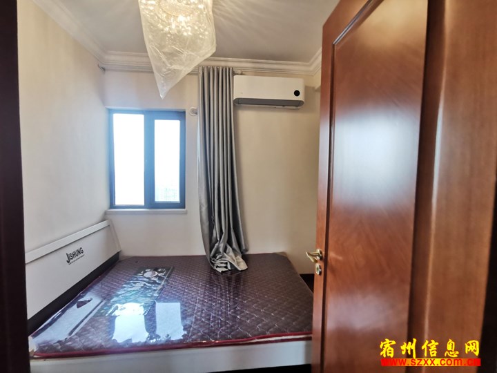 恒大名都精装三室两厅1300月拎包就住