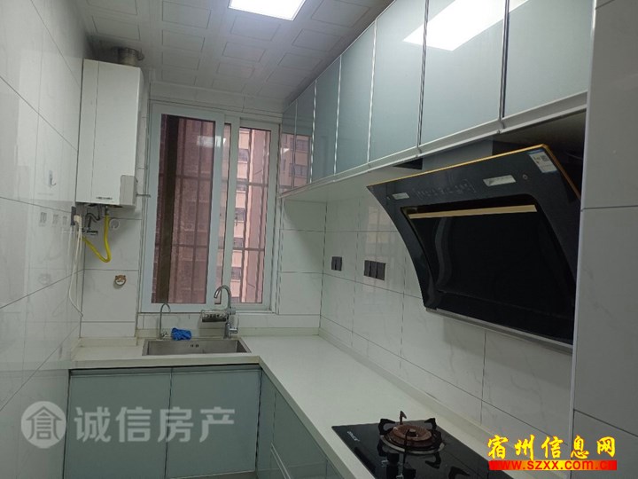 恒丰城东新城 精装三室出租