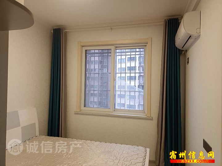 出租 东关恒丰3室精装 1100一个月