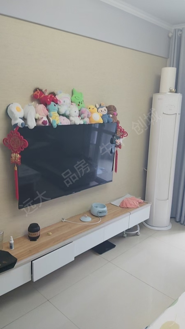 鹏程小区精装两室900月拎包入住