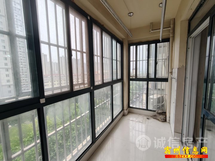 n南翔云集附近三室拎包入住。