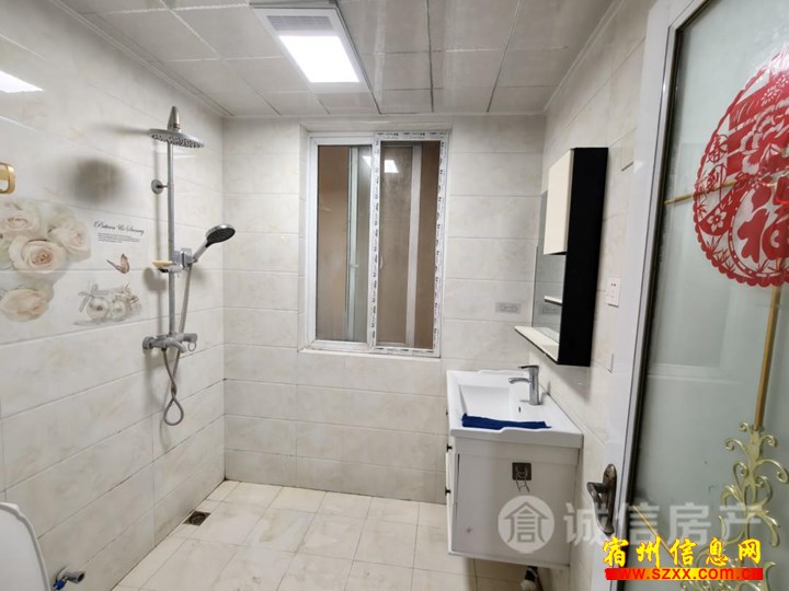 n南翔云集附近三室拎包入住。